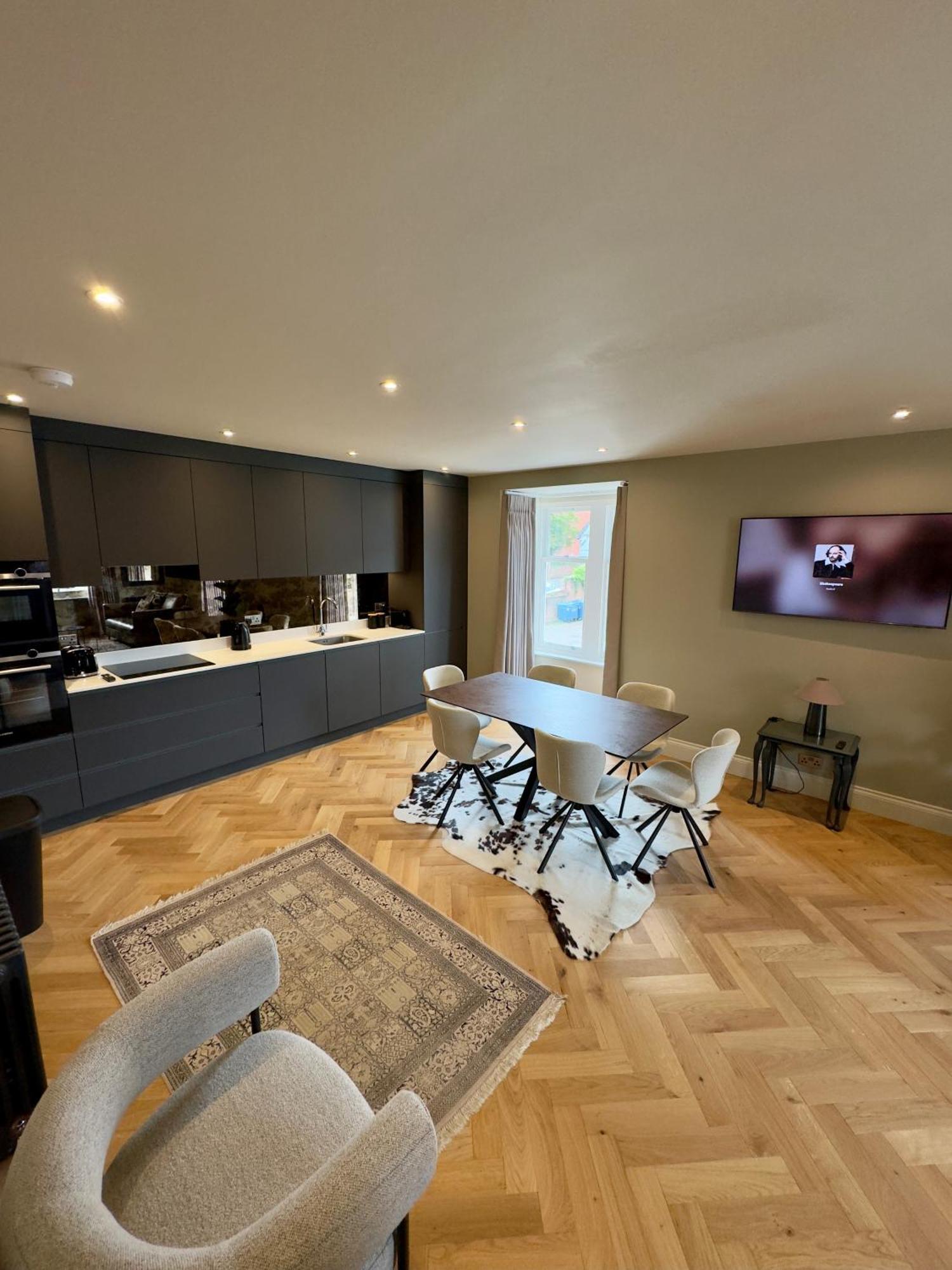 Romeo'S Arch High End Luxury In Centre Of Stratford With Parking Apartman Kültér fotó