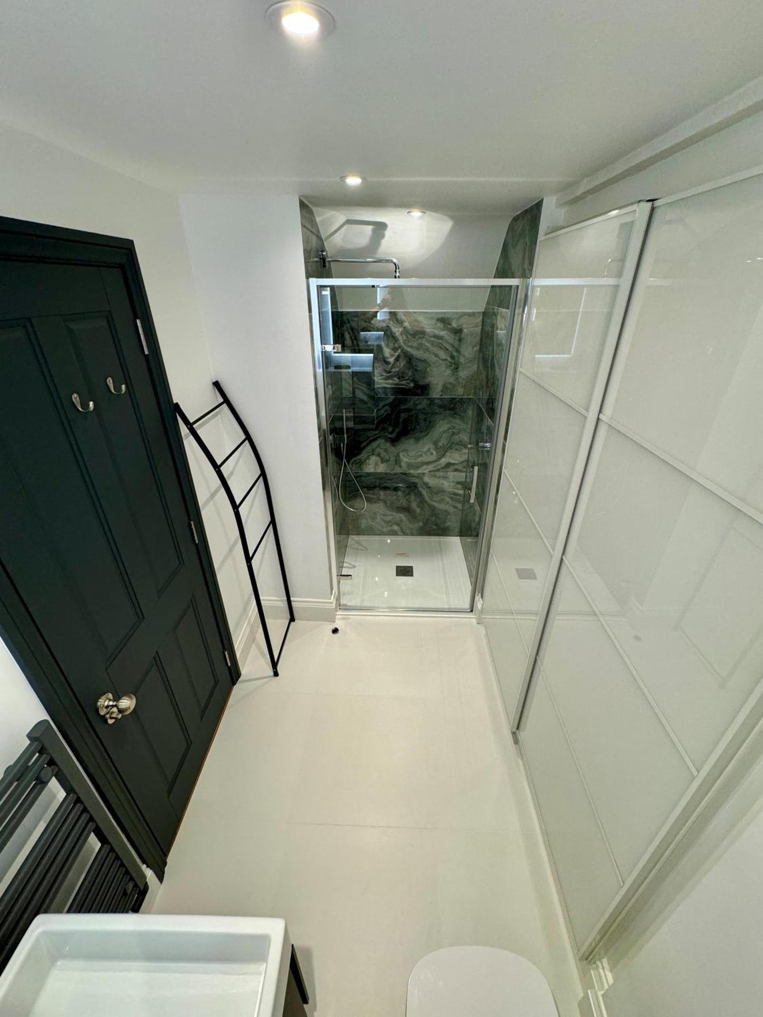 Romeo'S Arch High End Luxury In Centre Of Stratford With Parking Apartman Kültér fotó
