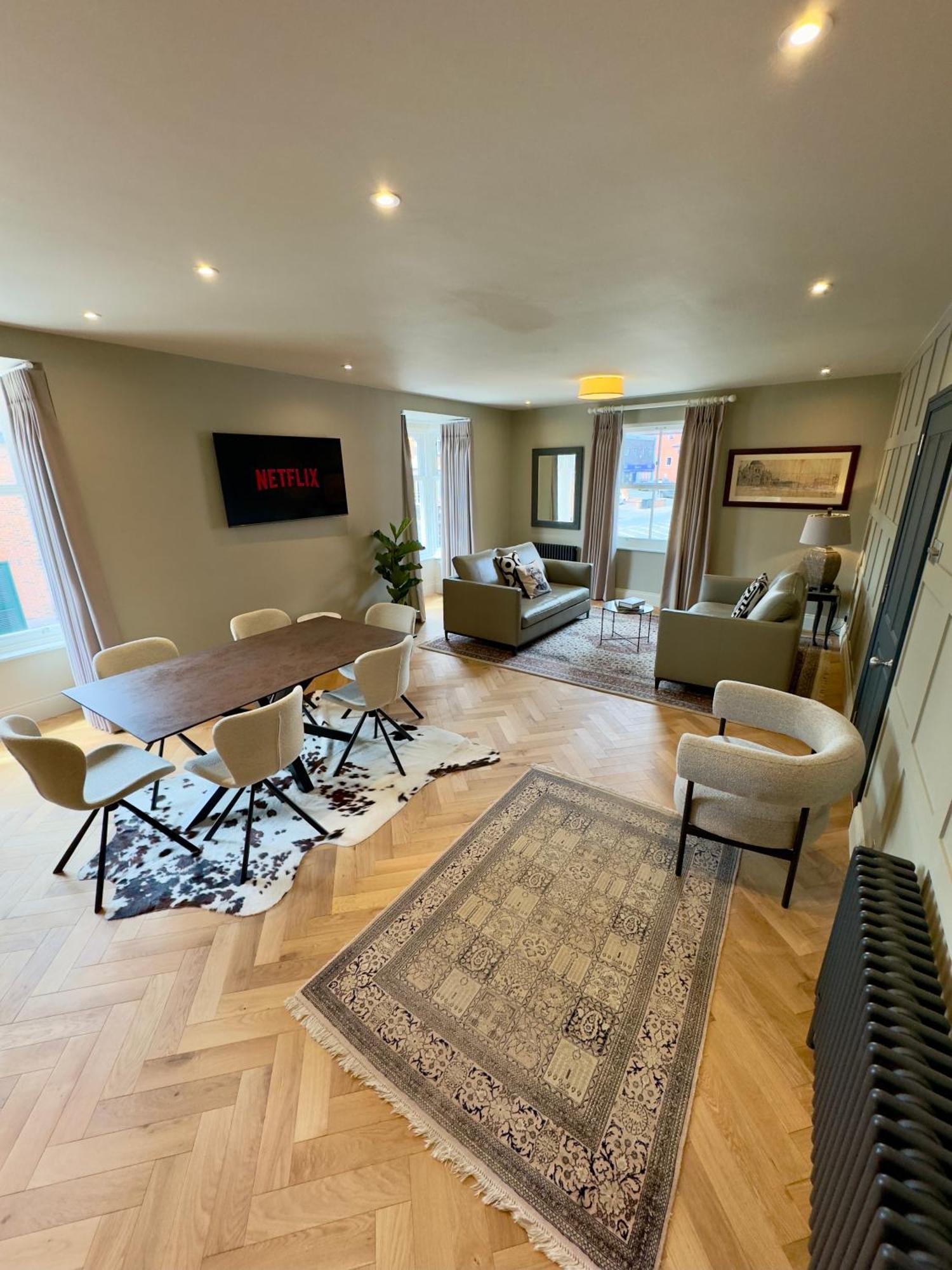 Romeo'S Arch High End Luxury In Centre Of Stratford With Parking Apartman Kültér fotó